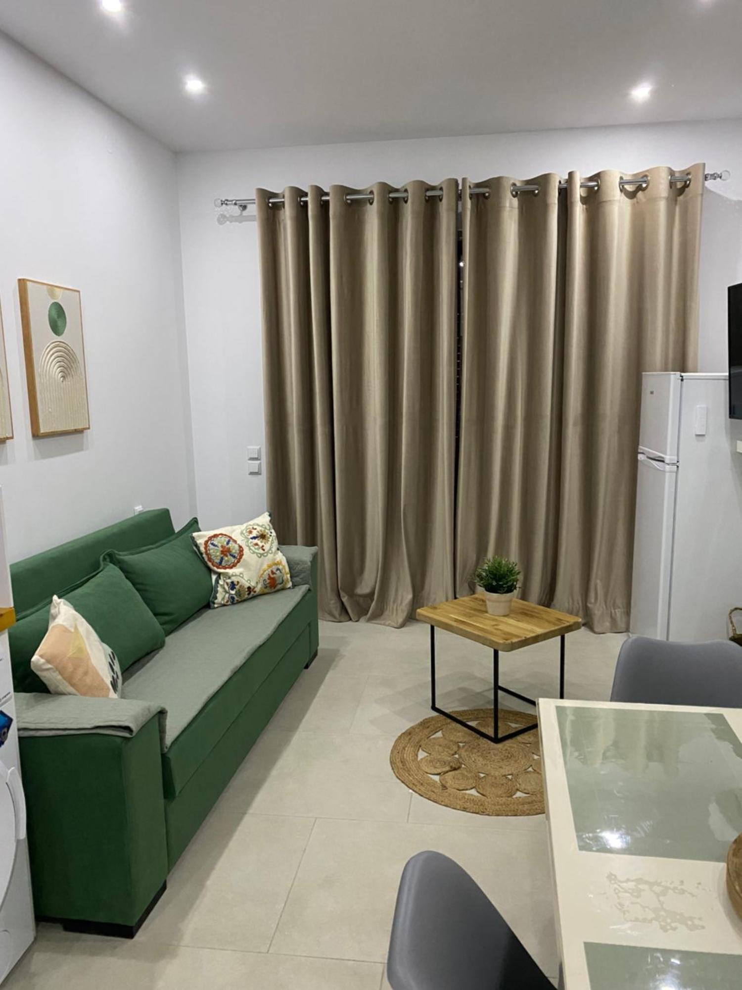 Apartment Artemis Himare