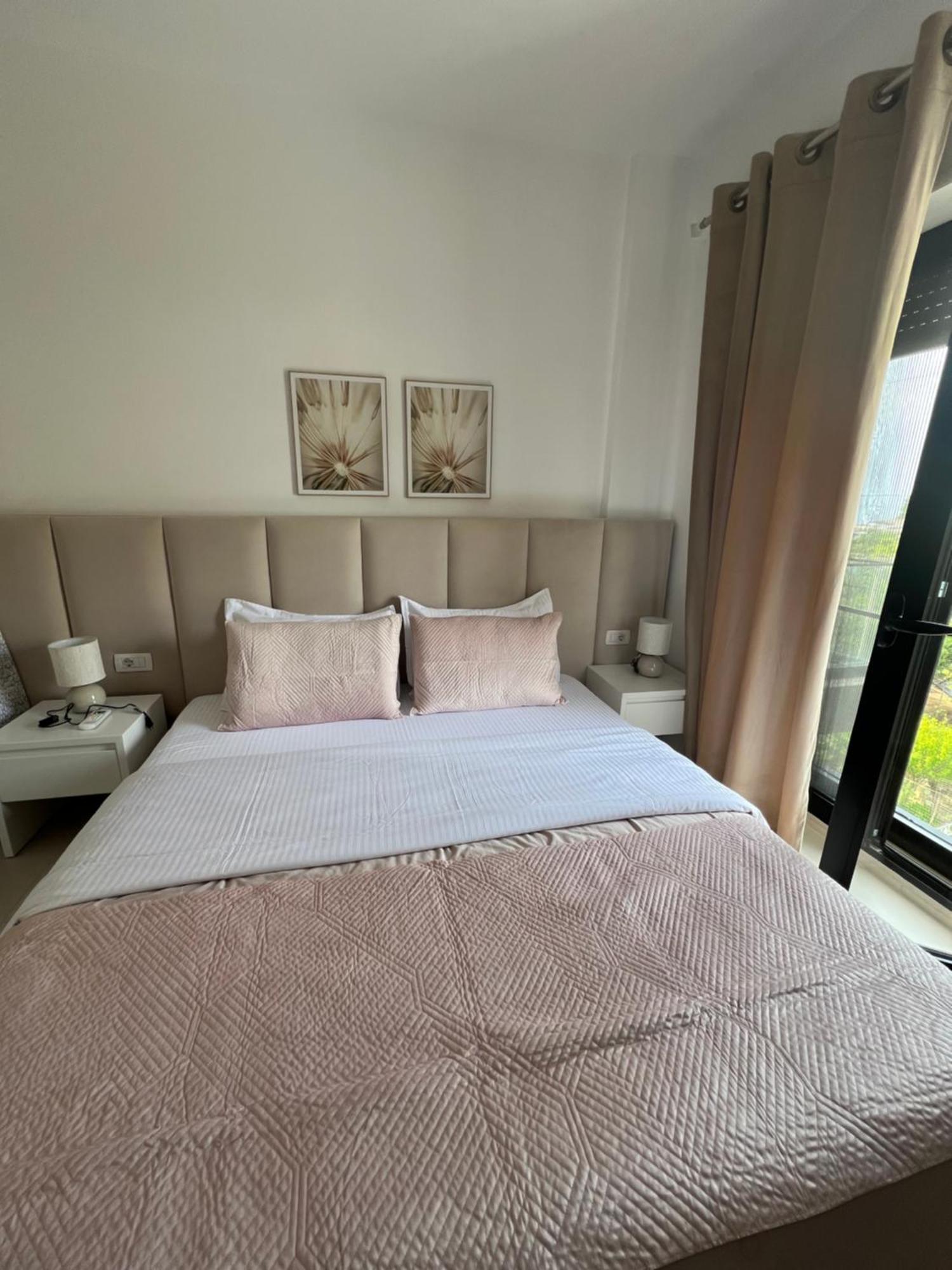Artemis Apartment Himare